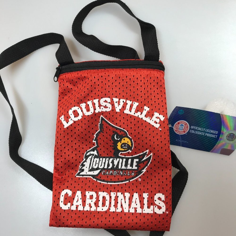 NWT NCAA Louisville Cardinals Jersey Pouch